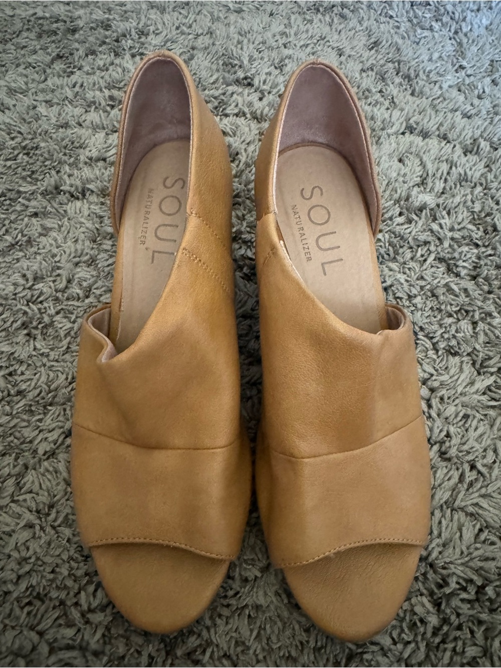 SOUL Naturalizer Tan Leather Peep Toe Block Heel Mule Sandals Size 8W